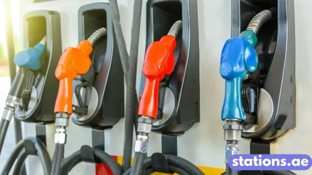 Emarat Petrol Station (4)