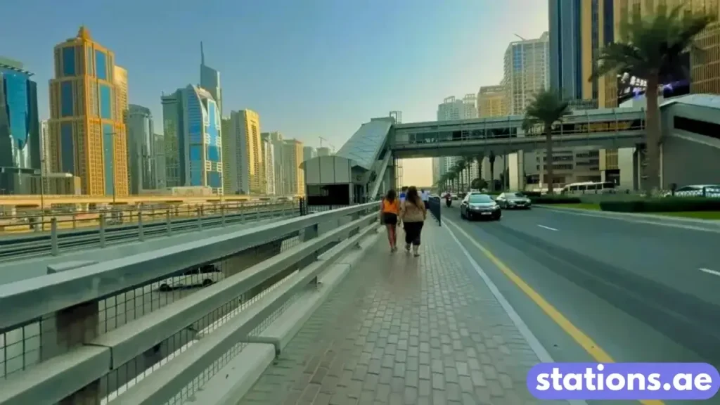Dubai Marina Mall Tram Station (3)