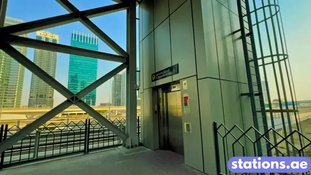 Dubai Marina Mall Tram Station (7)