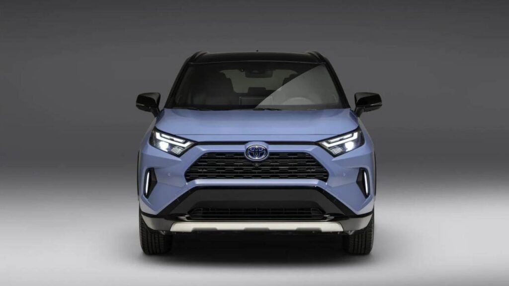 Toyota RAV4 Hybrid Compact SUV | Self-charging hybrid | 5 seats
