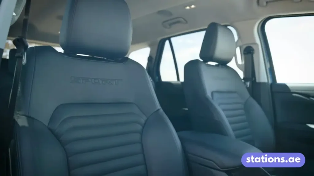 2025 Ford Everest Interior